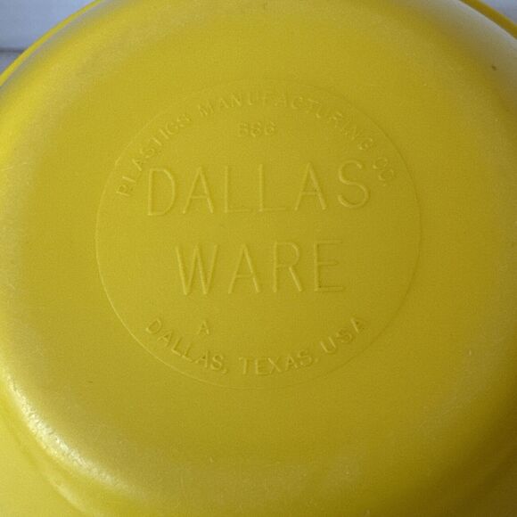 Vintage Dallas Ware Yellow Soup Cereal Bowl Set of 2 Bowls Stackable 4.25” - Picture 5 of 8